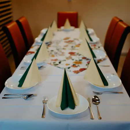 Konukevi Esprit Sucany