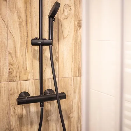 Esprit Konukevi Sucany