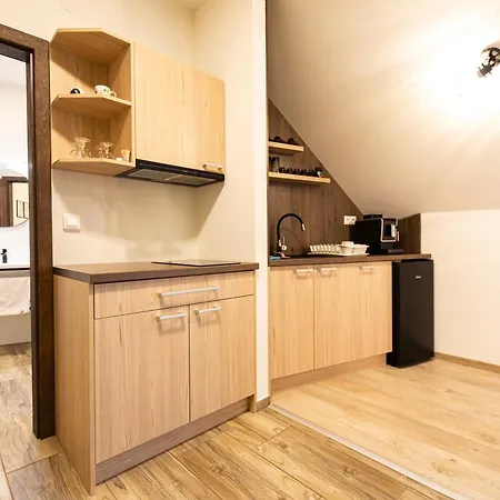 Konukevi Esprit Sucany